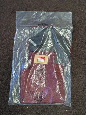Juego de alfombrillas originales Honda S2000 00-09 rojas USDM AP1 AP2 83600-S2A-A01ZB OEM nuevas Foto 1 de 3