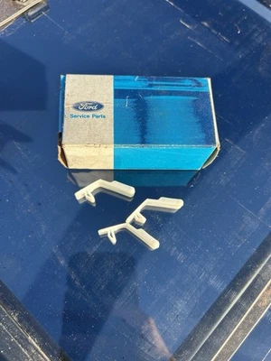 LOTE DE 3 COJINETES DE ANILLO DE FAROS BRONCO FORD F100 F150 F250 F350 1980 - 1986 NOS Foto 1 de 2