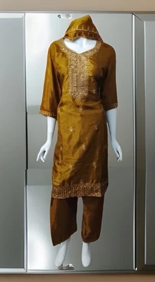 Pakistani Stitched Shalwar Kameez- Tawakkal- NEHEL Linen Banarsi- Chest Size: 40 - Image 1 of 3