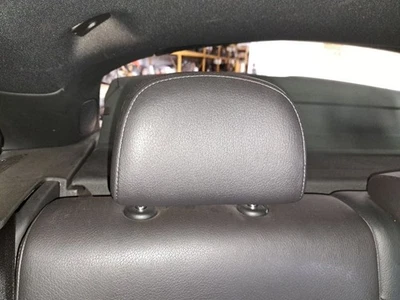 Reposacabezas trasero lado pasajero Rh 2016 Q5 Audi Sku#4234478 Foto 1 de 4