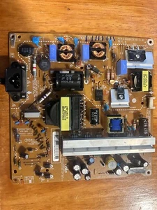 LG42LB561V POWER SUPPLY EAX65423701 (1.9) - Picture 1 of 1