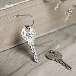 I13 Earring Key Sterling Silver 925 - Imagen 1 de 7