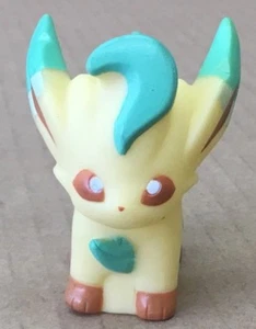 2007 Pokemon Finger Puppet Leafeon #470 Figure Catch Them All Nintendo Bandai - Picture 1 of 5