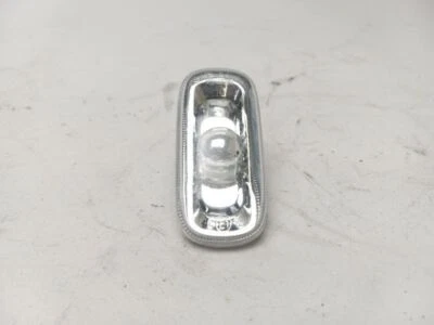 2006 - 2008 AUDI A3 RIGHT RIGHT SIDE FENDER TURN SIGNAL LAMP - Image 1 of 4