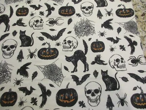 Graue Halloween Icons Super Kuscheln Baumwolle Flanell Stoff BTY Katzen Fledermäuse Kürbisse - Bild 1 von 5