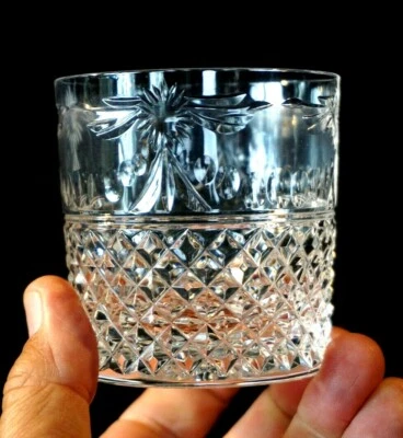 Beautiful Stuart Crystal Beaconsfield Whiskey Tumbler - Image 1 of 4