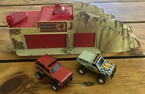 Vintage Mattel Power Devils Desert Garage Plus 2 Cars Tested Rare Tested 1982 - Picture 1 of 15
