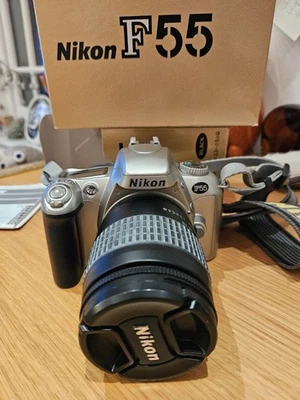 Nikon F55 35mm SLR Film Camera with 28-80mm AF Zoom-Nikon Lens - Image 1 of 4