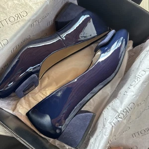 Girotti Damen Pumps Navy Lackleder EU39/US8 NEU - Bild 1 von 5