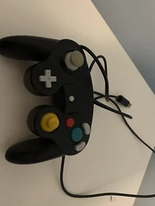 Black Wired Controller for GameCube   - Picture 1 of 1