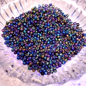BN 75 grams 3 - 4 mm DARK AURORA BOREALIS RAINBOW METALLIC GLASS SEED BEADS 75g - Picture 1 of 3
