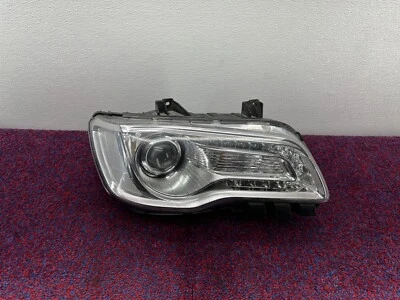FARO LUZ HALÓGENA LADO PASAJERO DERECHO CHRYSLER 300 TOURING 17-23 OEM Foto 1 de 4