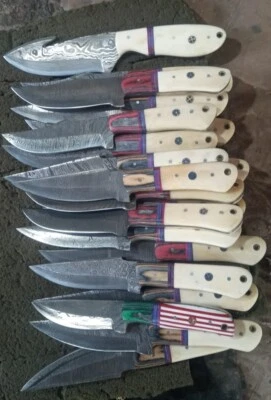 Lot of 20 pcs 8in Handmade Damascus Steel Skinner knife with sheath Bone Handle - Image 1 of 4