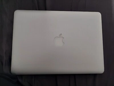 Apple MacBook Air 13,3 Zoll (2015) 1,6 GHz i5 !!!!OHNE FESTPLATTE!!!! - Bild 1 von 4