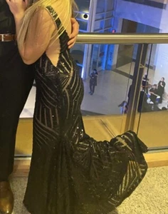 Formal Dress - Picture 1 of 4