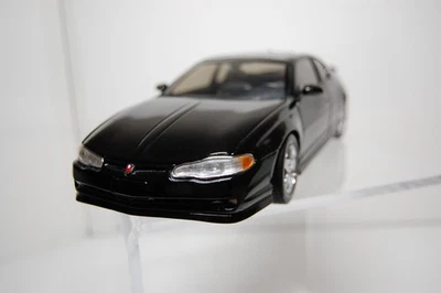 ACCIÓN - 1/18 Die Cast Chevrolet Monte Carlo Supercharged SS Dale Earnhardt   Foto 1 de 4