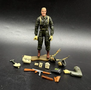 Ultimate Soldier: 101st Airborne CORPORAL CHAPMAN 3.75" 21st Century Toys 2005 - Picture 1 of 9
