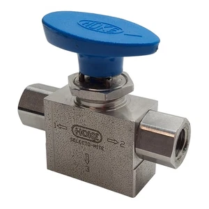 Hoke 7165F4Y Edelstahl Kugelhahn, 3-Wege, 1/4 Zoll NPT Innengewinde, 500 psi, 0,57 Cv - Bild 1 von 9