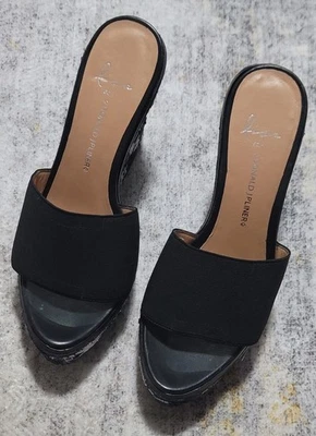 Tacones de cuña Lisa For Donald J Pliner para mujer negro col rizada talla 7,5 M Foto 1 de 4