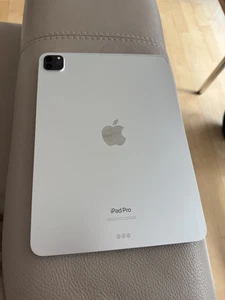 Apple iPad Pro 11 pulgadas (4.ª generación) A2759 256 GB, Wi-Fi, 11 pulgadas - plateado - Imagen 1 de 6