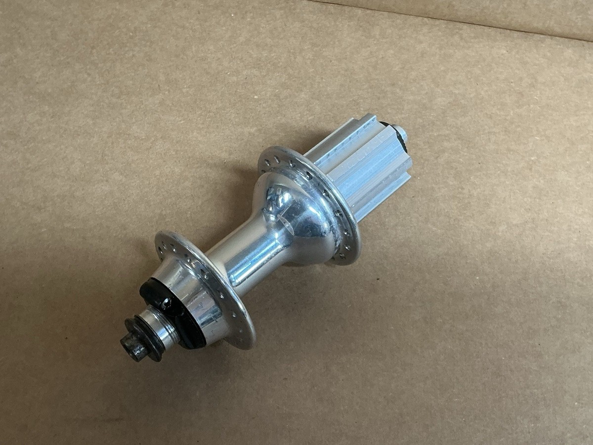 ビンテージ カンパニョーロ ハブ Record Hubs SFQR 32H s-l1200.jpg