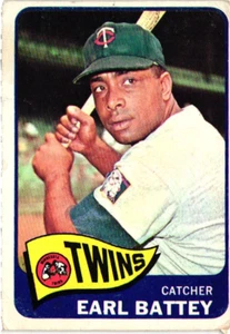 1965 Topps - #490 Earl Battey - Twins - Picture 1 of 2