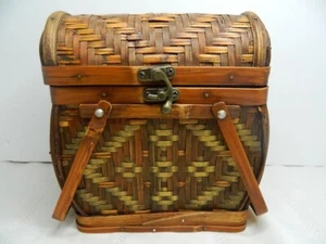 Vintage Woven Rattan & Brass Wooden Box Basket Swing Around Latch Bamboo Handles - Picture 1 of 15
