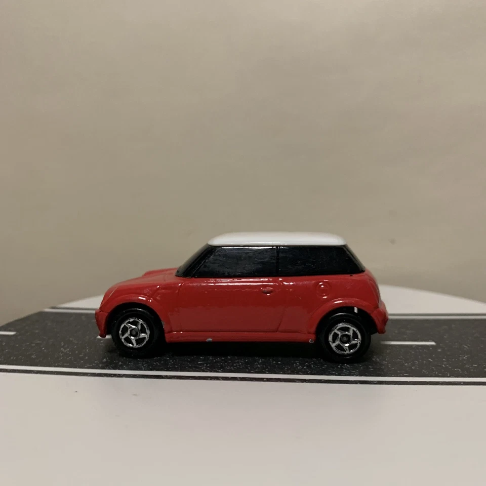 2013 Majorette BMW AG New Mini Cooper Red w/White Roof 1/58 - As-Pictured - Image 1 of 4