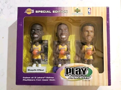 2002 Playmakers by Upper Bobblehead Set Shaquille O'Neal, Kobe Bryant, Rick Fox - Image 1 of 4