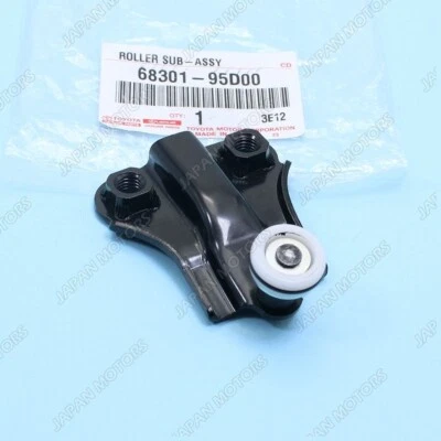 Оригинальный верхний ролик задней раздвижной двери Toyota Previa 1991-97 DX LE 68301-95D00 от оригинального производителя - Изображение 1 из 4