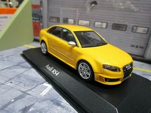 AUDI A4 RS 4 RS4 Quattro Berlina Giallo Giallo 2004 B7 Minichamps Maxichamps 1:43 - Foto 1 di 3