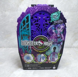 Monster High Skulltimate Secrets Garden Mysteries Twila Modepuppe - Bild 1 von 4