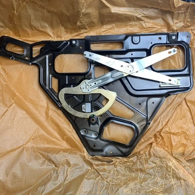Land Rover Range Rover P38 Rear Right Window Regulator Lift Genuine ASR2496 - Image 1 of 4