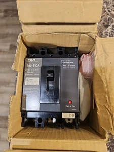 Fuji BU-ECA3010 disyuntor 3 polos 240VAC 10A - Imagen 1 de 1