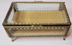 VTG Pigeon Squared Jewelry Casket Box W/Beveled Glass Gold Tone Feet Felt Bottom - Picture 1 of 24