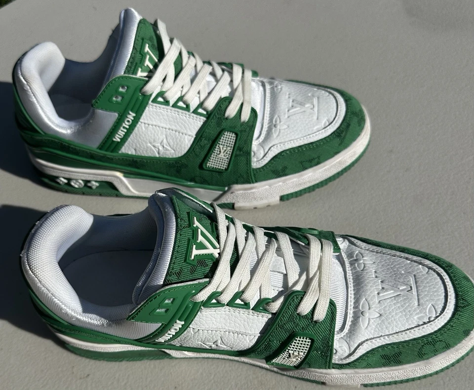 Zapatilla deportiva Louis Vuitton verde monograma denim talla 45 (aprox. EE. UU. 11,5-12) Foto 1 de 4