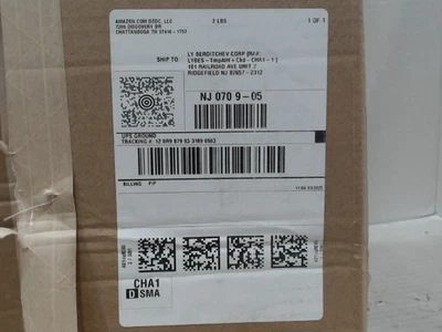 UsedAcceptable - Fitbit Versa4 Fitness Smart Watch, Platinum - Image 1 of 4