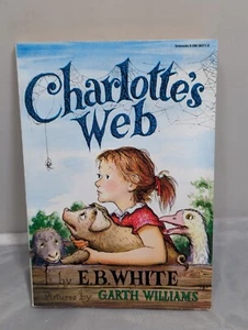 Charlotte’s Web 1952 1st Ed Paperback Book By E.B. White - Picture 1 of 3