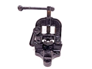 Antigua abrazadera de tornillo de yugo de tubo 1917 Ridge Tool Co. Elyria Ohio rara herramienta antigua EE. UU. - Imagen 1 de 13
