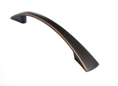 Manija de gabinete de bronce frotado con aceite de 6" perilla de cajón tirador herrajes de cocina 04ORB128 Foto 1 de 3