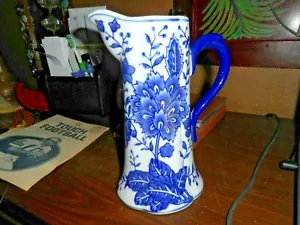 Vaso tascabile da parete in porcellana blu e bianca decorazione parete formalità di Baum Bros - Foto 1 di 12