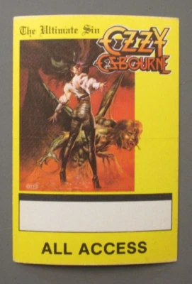 Ozzy Osbourne Backstage Pass tela satinada pegatina amarilla ¡ULTIMATE SIN OTTO! Foto 1 de 2