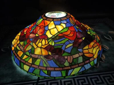 Reproducción antigua pantalla Tiffany (exenta de impuestos EE. UU.) Foto 1 de 4