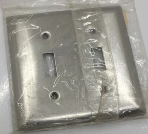 SS2 HUBBELL WANDPLATTE 2-FACH SCHALTER EDELSTAHL - Bild 1 von 3