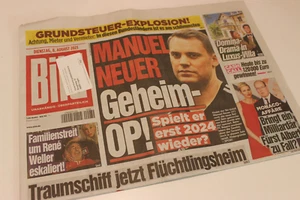 BILDzeitung 08.08.2023 August Geburt Geburtstag Manuel Neuer Rene Weller - Picture 1 of 3