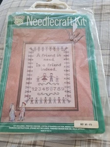 Twilleys Needlecraft Kit A Friend In Need Cross Stitch 38 X 28cm - Picture 1 of 2