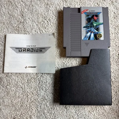 Gradius NES (Nintendo Entertainment System, 1986) w/Original Manual - Tested - Image 1 of 4