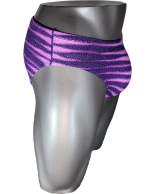 Calzoncillo de natación NIKE Performance para hombre púrpura animal talla 34 NYLON/SPANDEX Foto 1 de 4