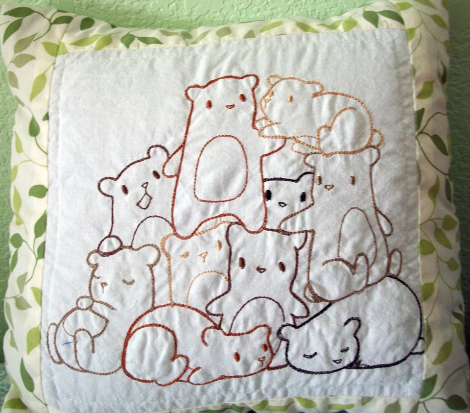 Osos de almohada decorativos bordados a máquina de 12x12 pulgadas Foto 1 de 1