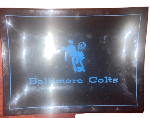 baltimore colts indianapolis  vintage smoke glass ashtray No Chips Or Cracks Cover